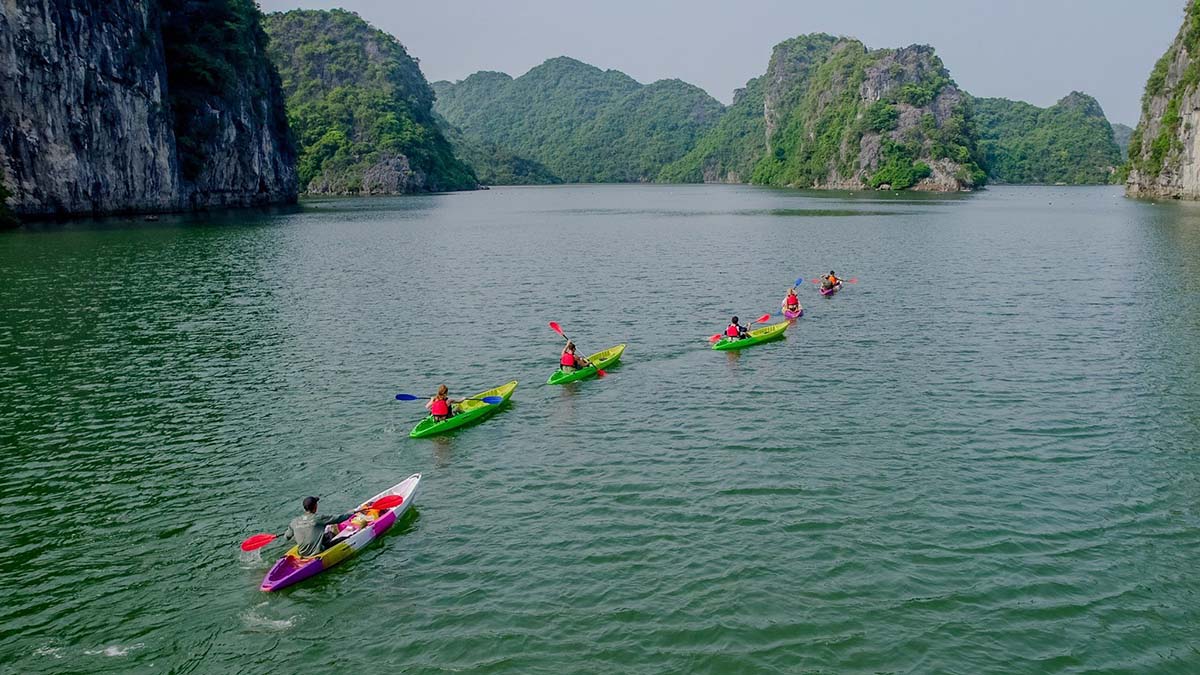 Things To Do in Hai Phong - halong bay kayak